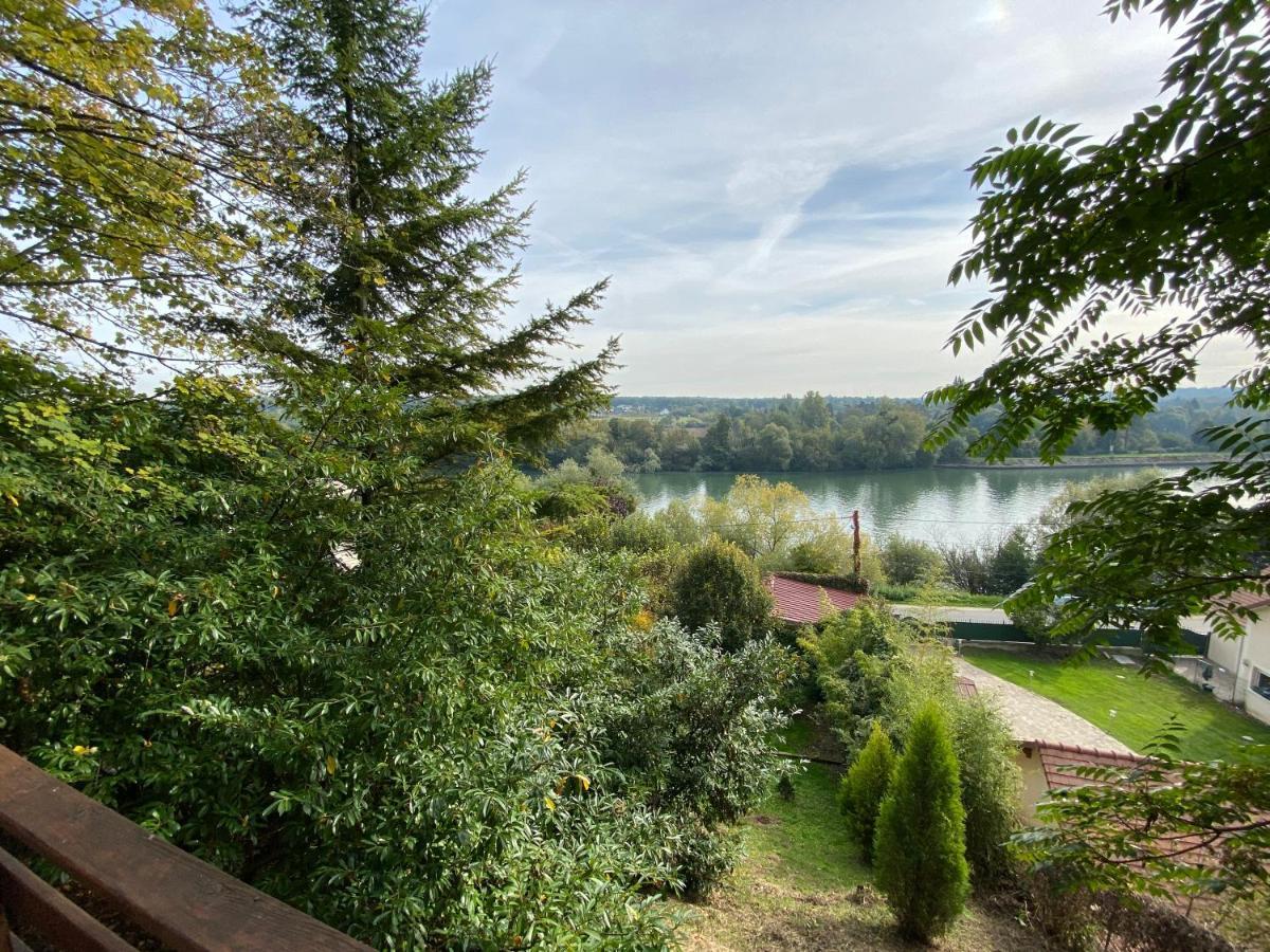 Chalet En Bord De Seine Villa Le Coudray-Montceaux Eksteriør bilde