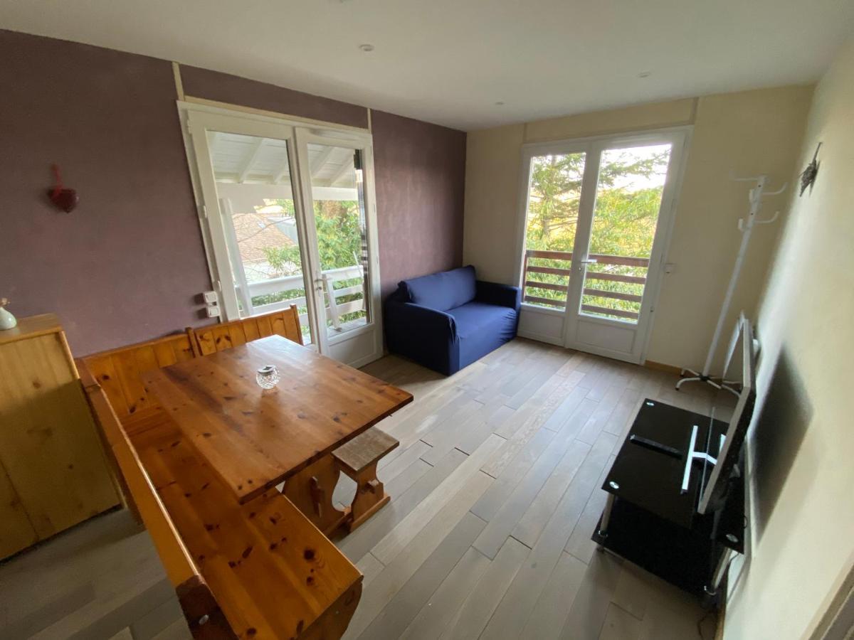 Chalet En Bord De Seine Villa Le Coudray-Montceaux Eksteriør bilde